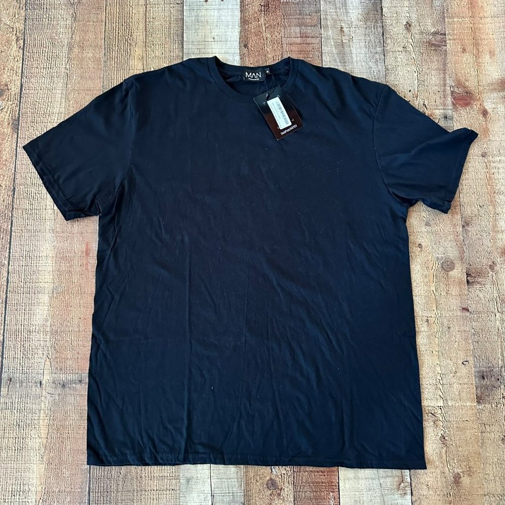 Boohoo Man limited edition graphic oversized black tshirt men's M